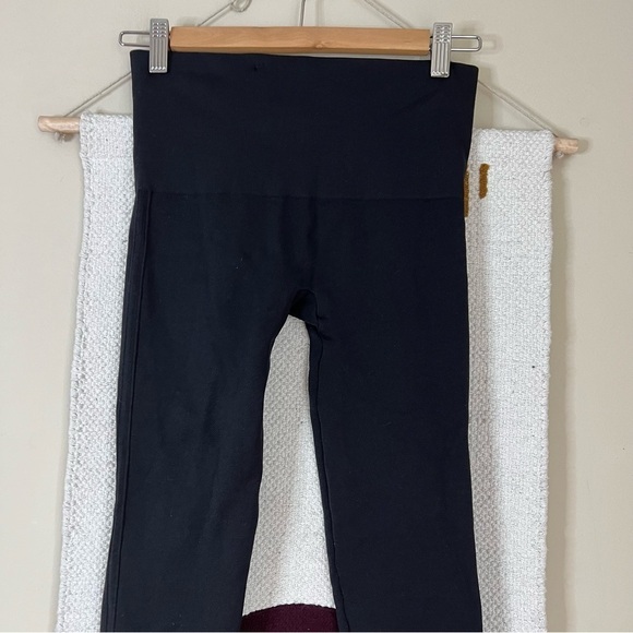 SPANX SEAMLESS LOOK AT ME NOW LEGGINGS SIZE MEDIUM - Picture 6 of 8
